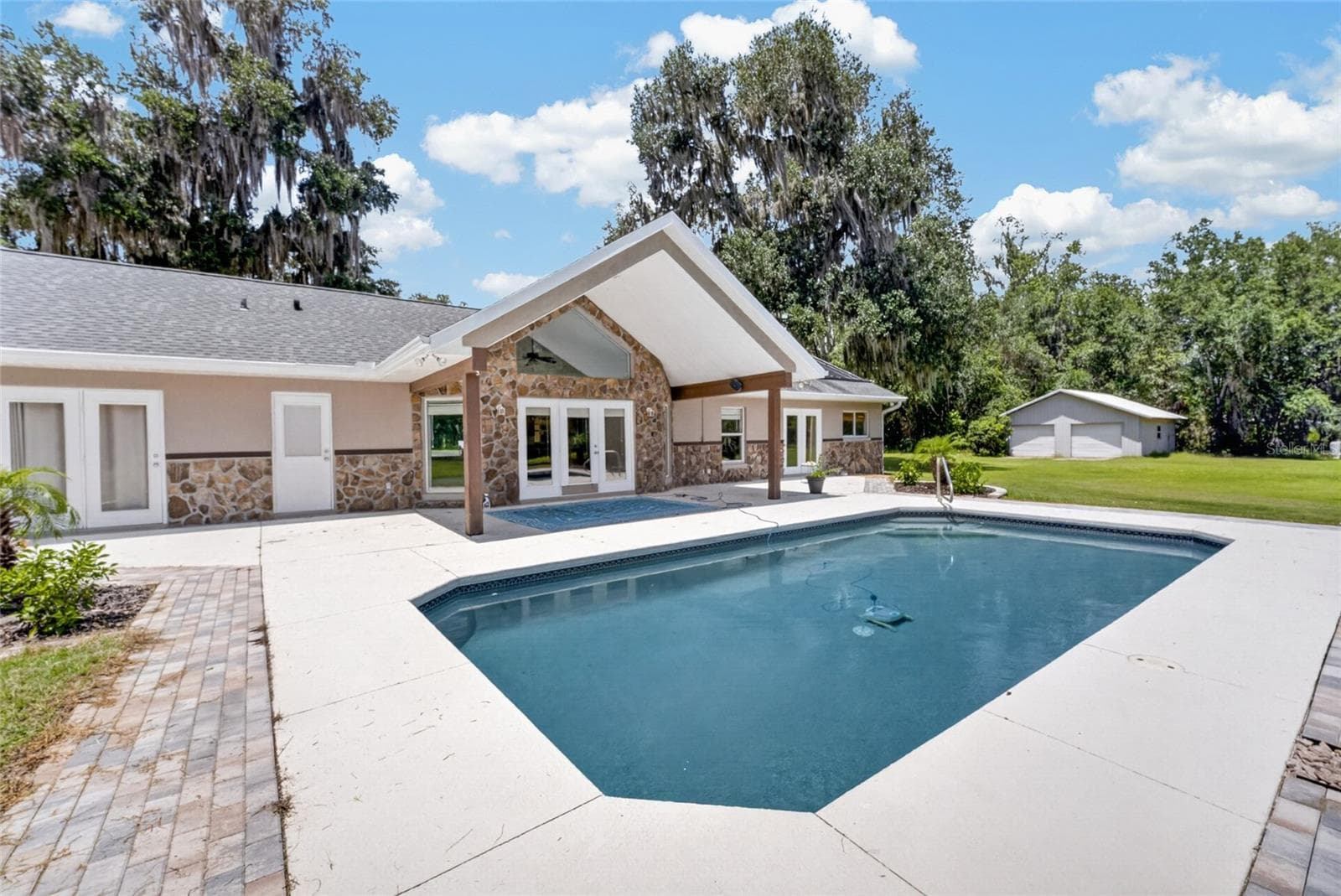 Single Family Residence at 19785 NW 123RD CT, MICANOPY, photo 3 of 33