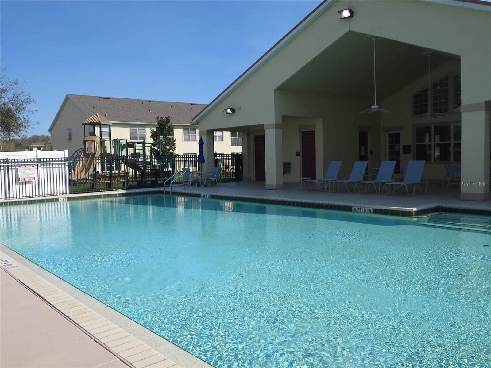 Community Pool - 2806 CLUB CORTILE CIR #B, KISSIMMEE