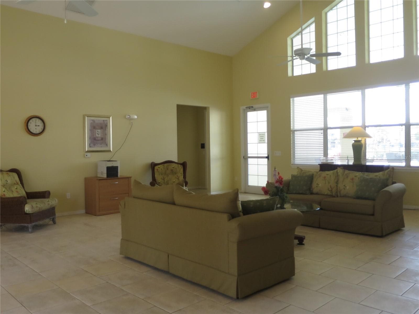 Community Clubhouse interior - 2806 CLUB CORTILE CIR #B, KISSIMMEE