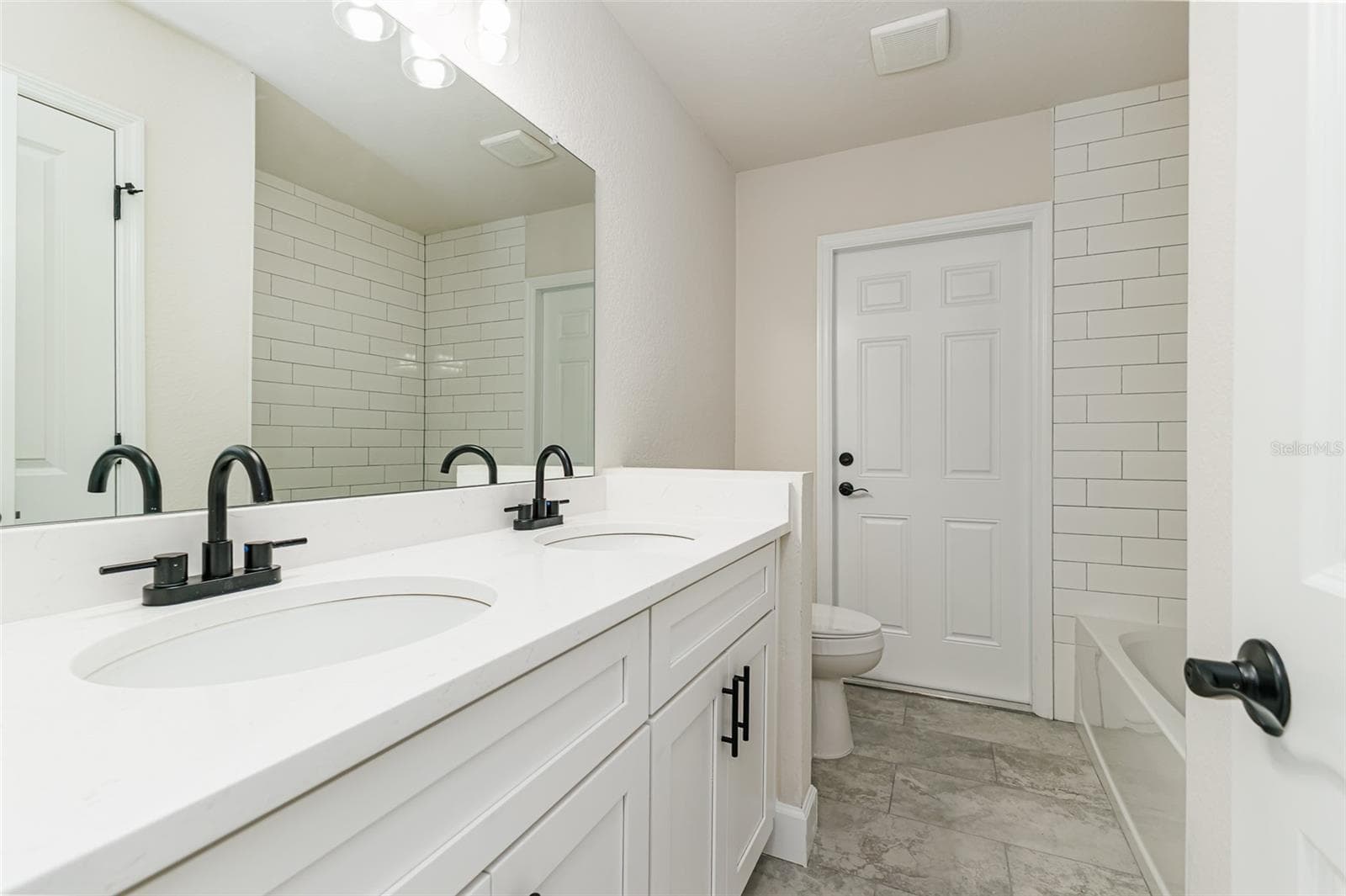 Single Family Residence at 4826 KIMBALL CT W, LAKELAND, photo 21 of 32