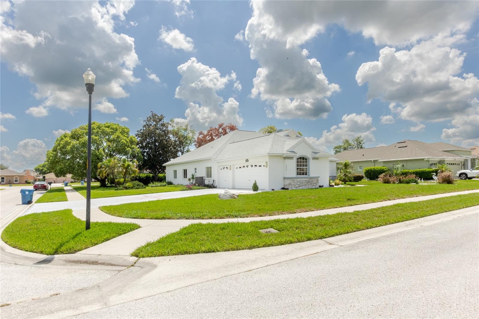 Single Family Residence at 13382 SAGEWATER CT, SPRING HILL, photo 14 of 95