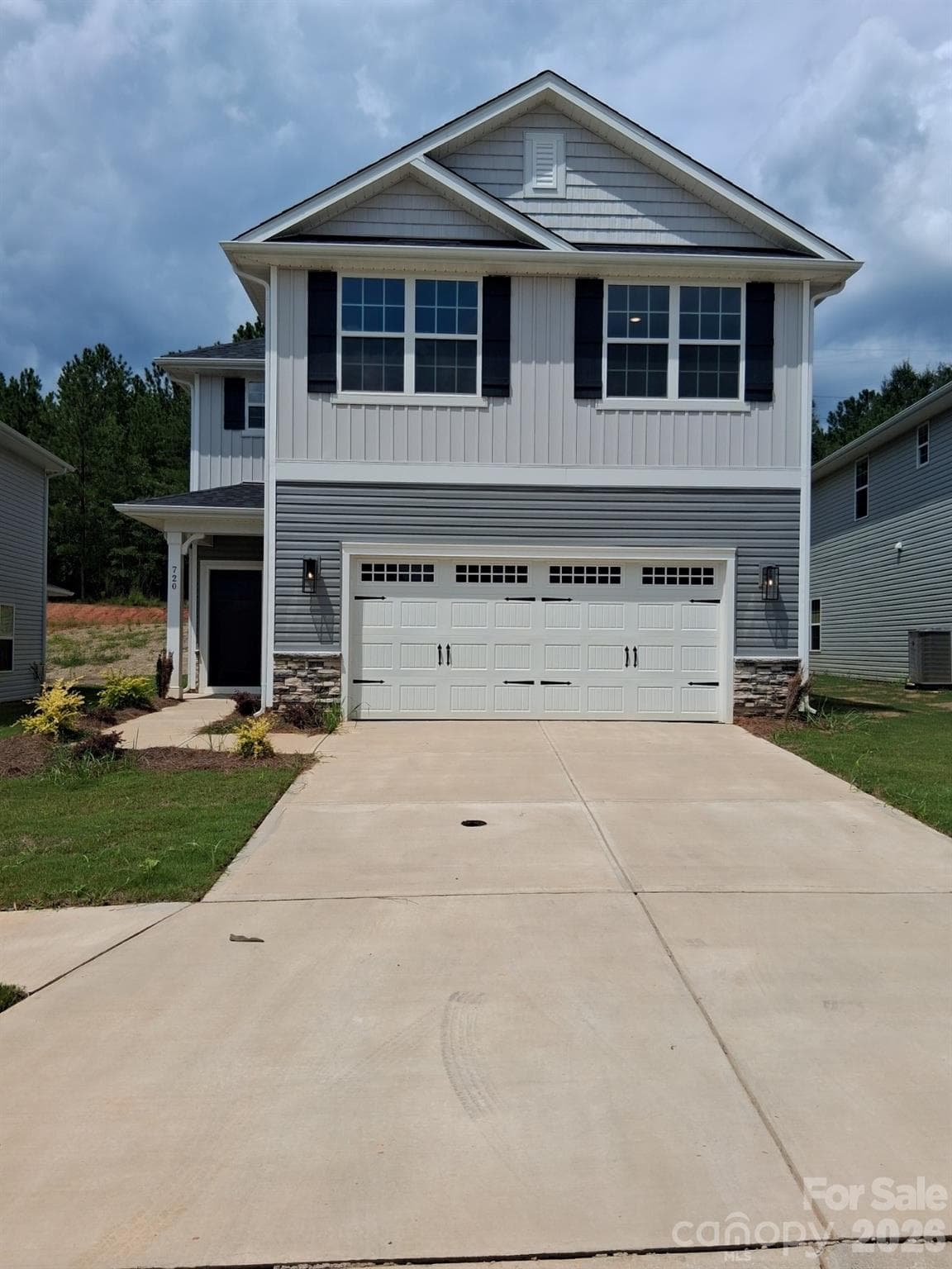 Front - Gastonia