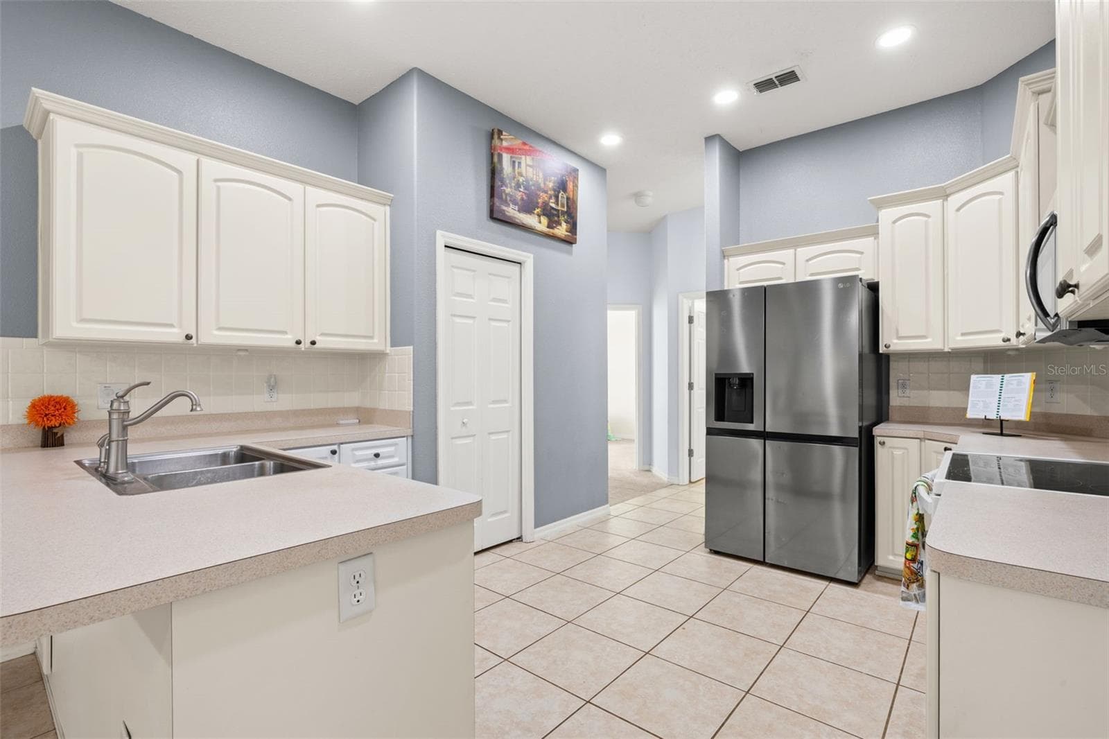 Main Kitchen from breakfast noon - 7904 OREGOLD DR, NEW PORT RICHEY