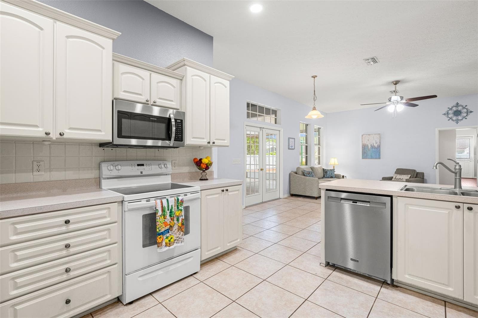 Main Kitchen - 7904 OREGOLD DR, NEW PORT RICHEY