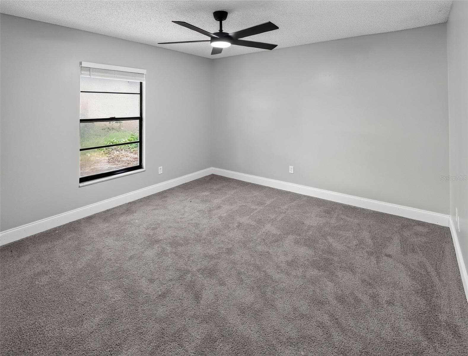 Single Family Residence at 10428 TARA DR, RIVERVIEW, photo 28 of 43