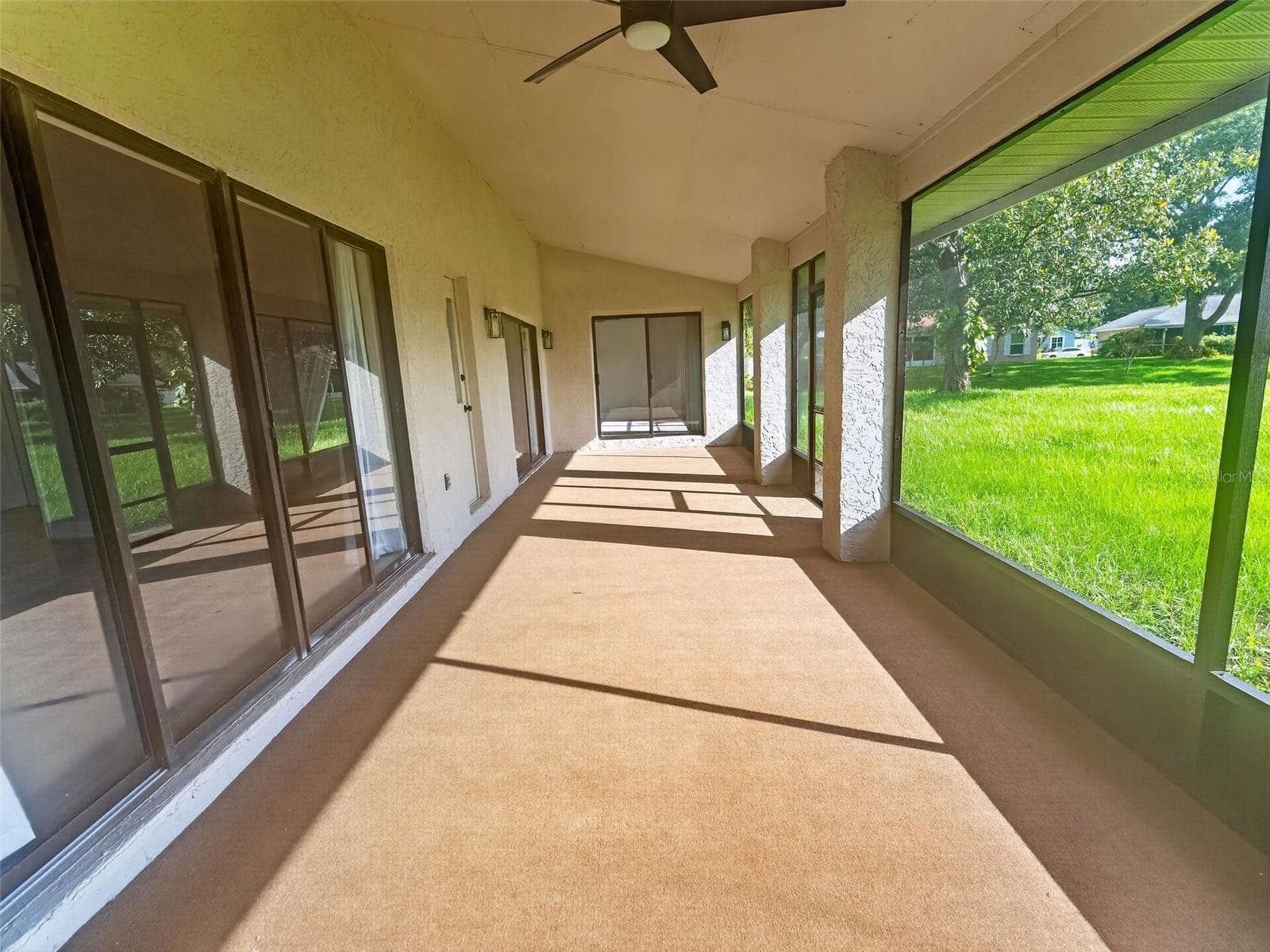 Single Family Residence at 10428 TARA DR, RIVERVIEW, photo 34 of 43