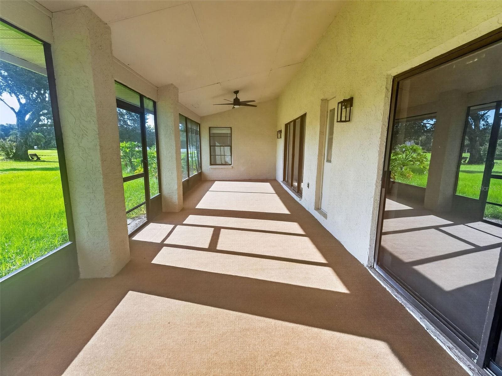 Single Family Residence at 10428 TARA DR, RIVERVIEW, photo 35 of 43