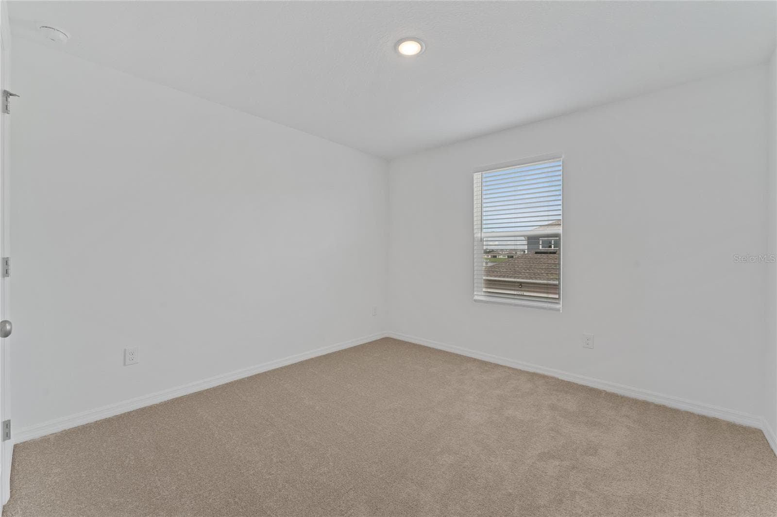 Townhouse at 15014 WINDFLOWER ALY, WINTER GARDEN, photo 12 of 22