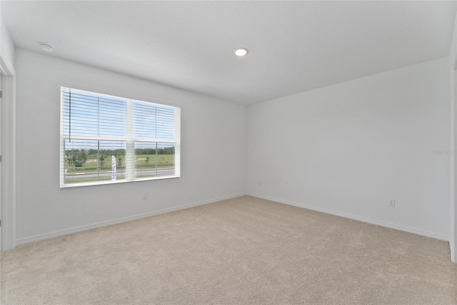 Townhouse at 15014 WINDFLOWER ALY, WINTER GARDEN, photo 17 of 22