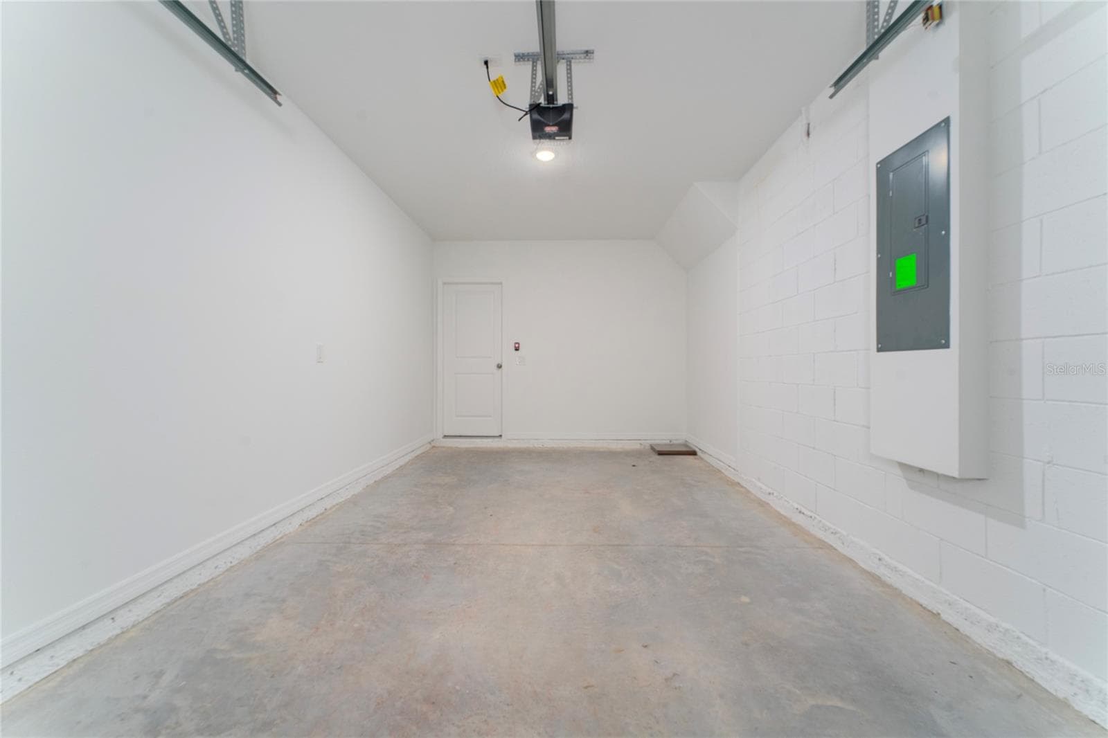 Townhouse at 15014 WINDFLOWER ALY, WINTER GARDEN, photo 21 of 22