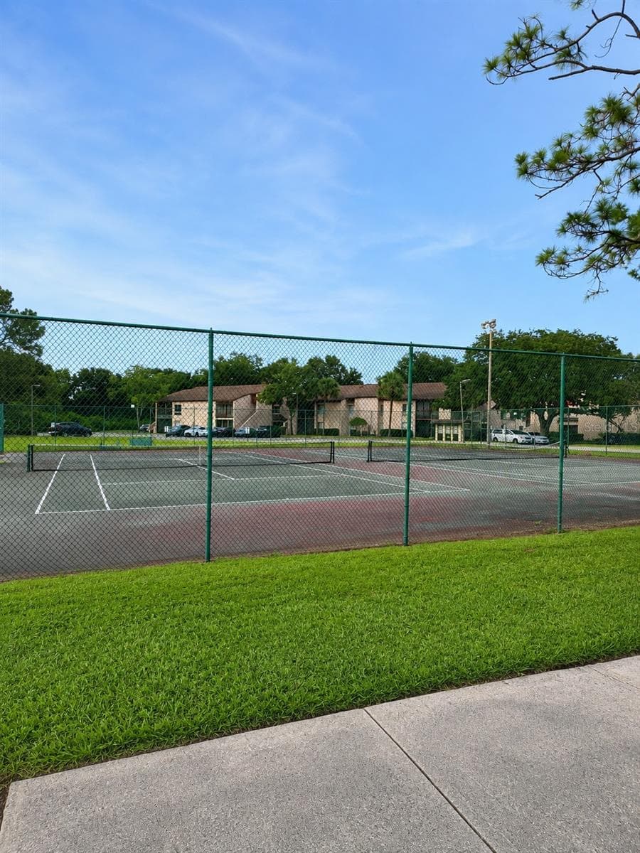Condominium at 2430 LEMON TREE LN #2I, ORLANDO, photo 10 of 11