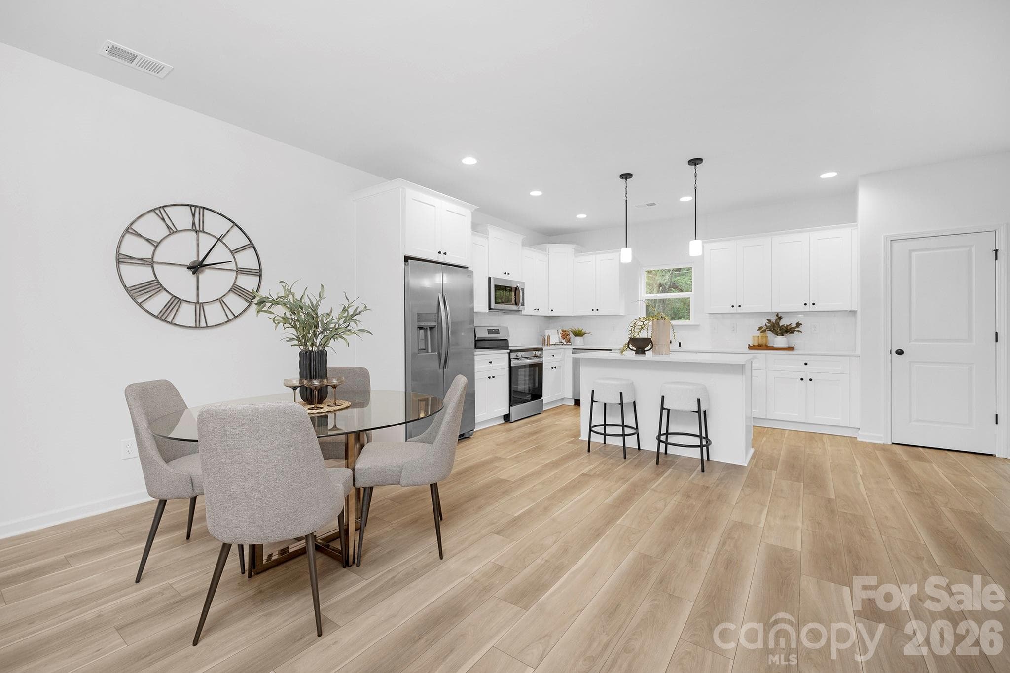 Representative - 5041 San Francisco Circle, Charlotte