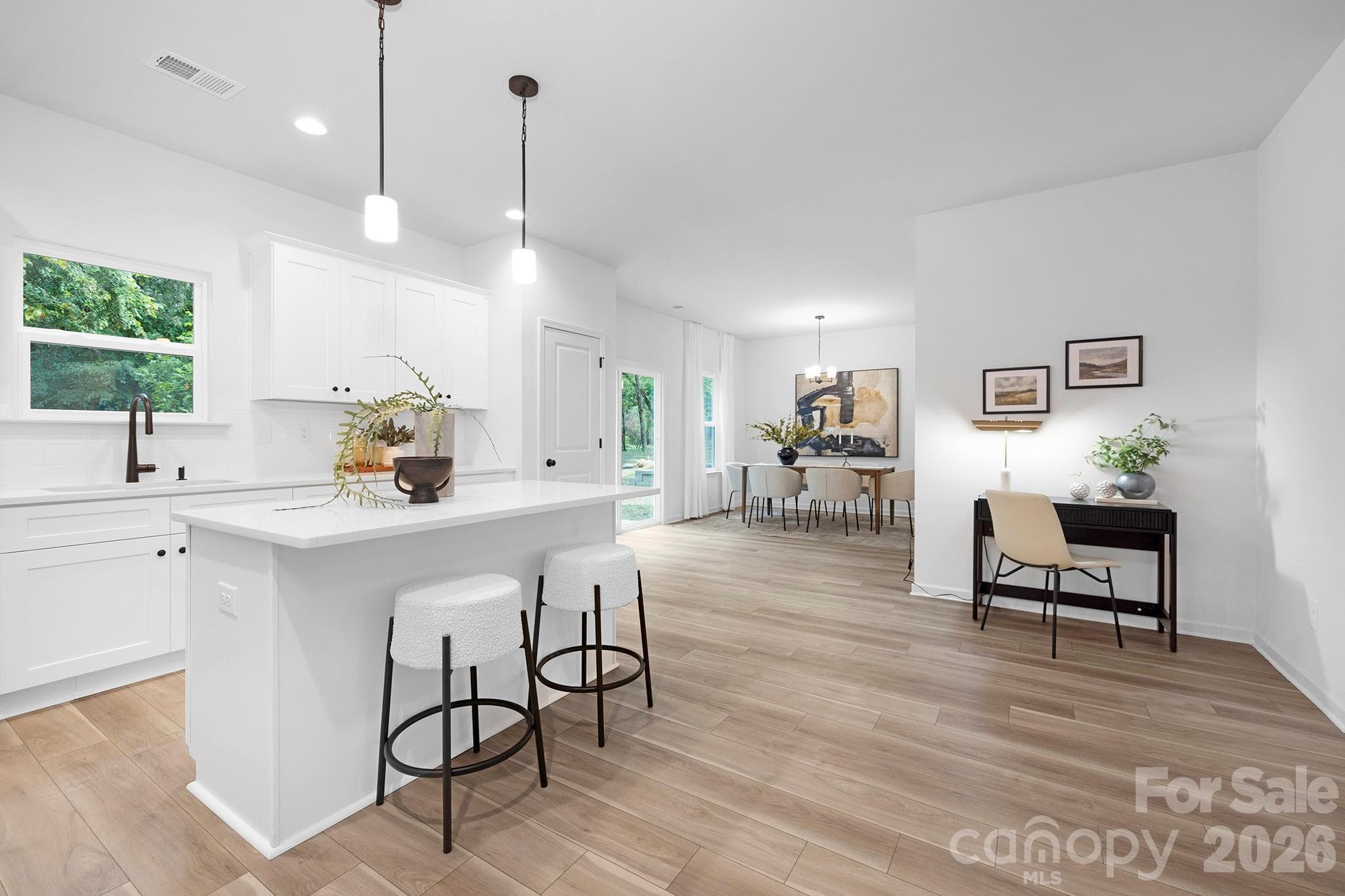 Representative - 5041 San Francisco Circle, Charlotte
