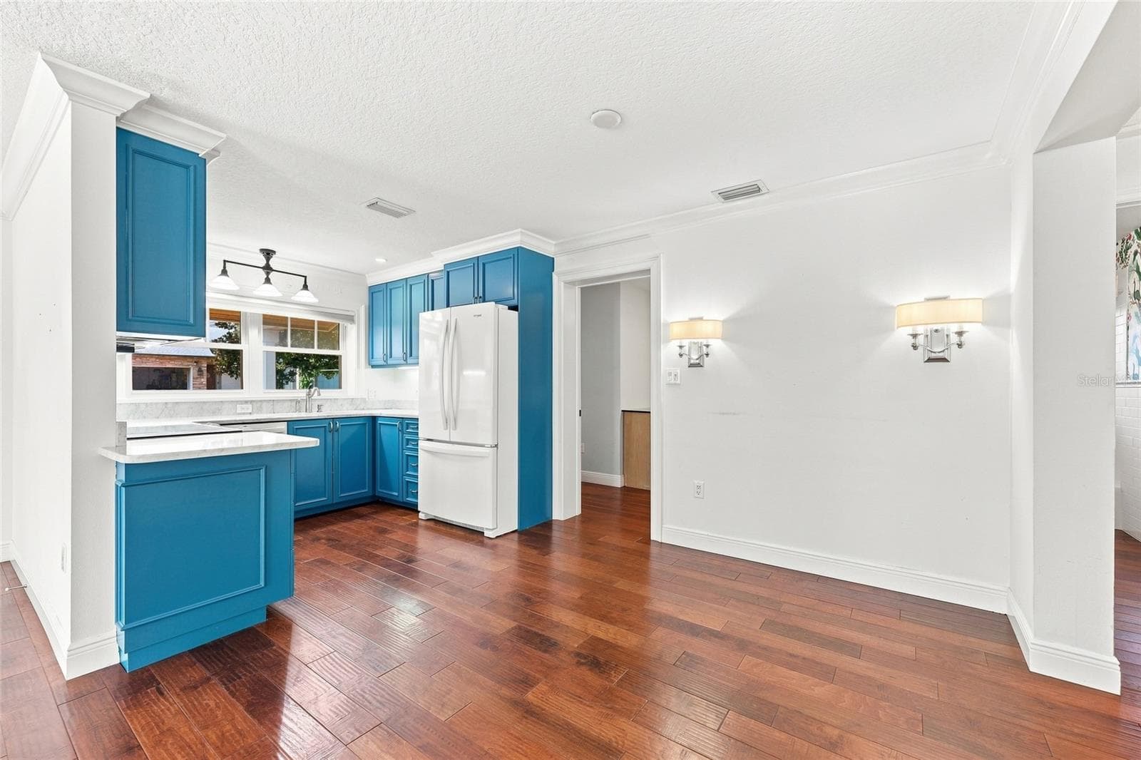 Single Family Residence at 1431 PALM AVE, WINTER PARK, photo 8 of 38