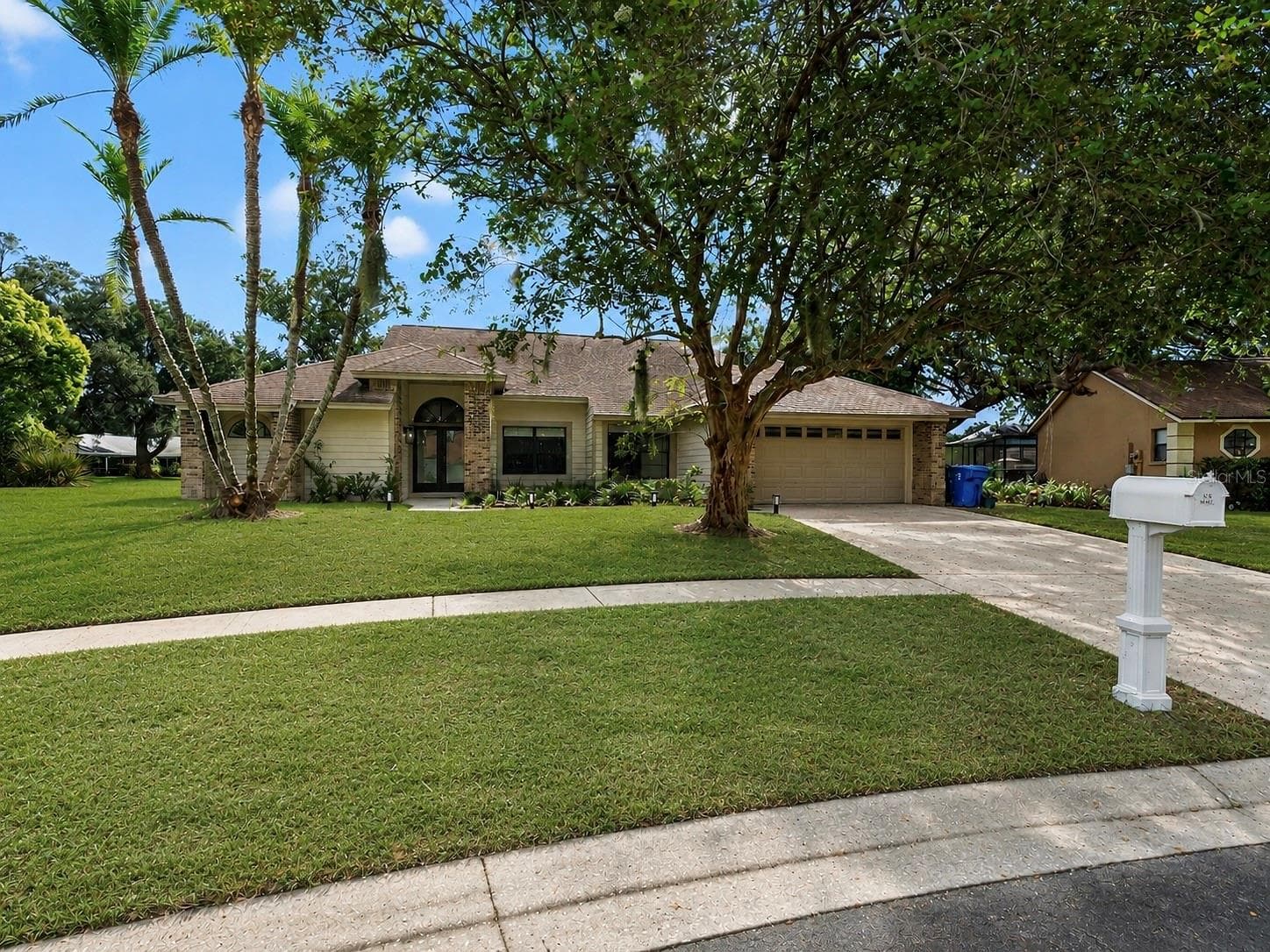 Single Family Residence at 10428 TARA DR, RIVERVIEW, photo 4 of 43