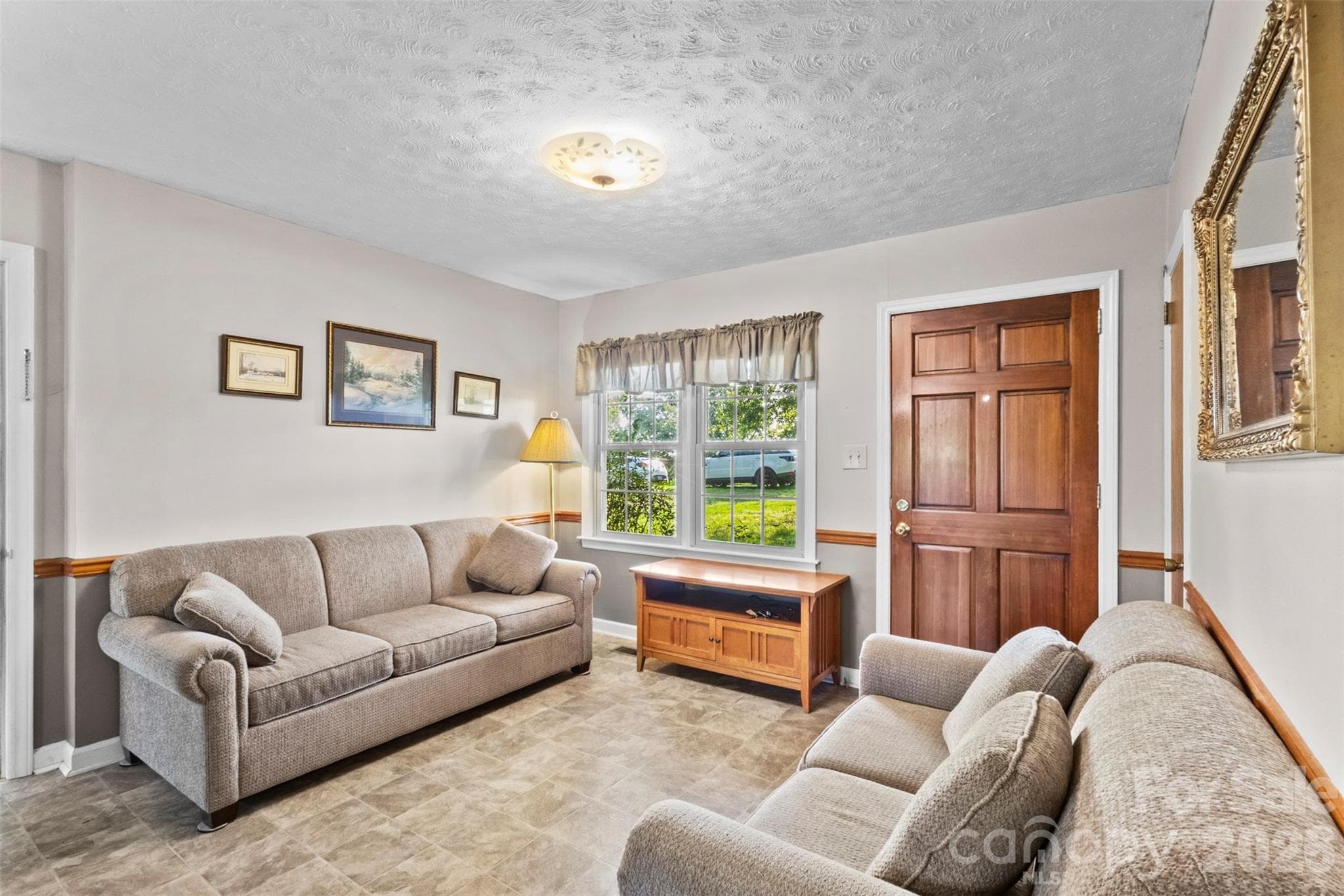 Single Family Residence at 7804 Matthew Miller Road, Vale, photo 5 of 37