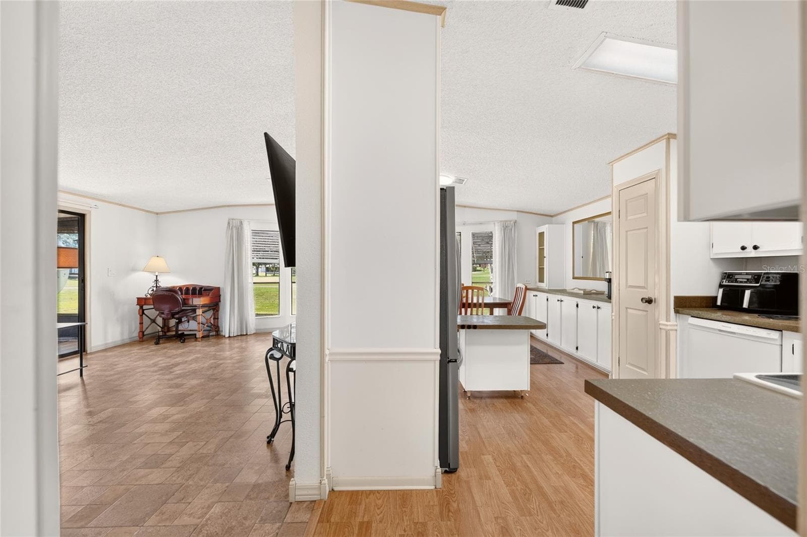 Living Areas - 1712 W SCHWARTZ BLVD, THE VILLAGES