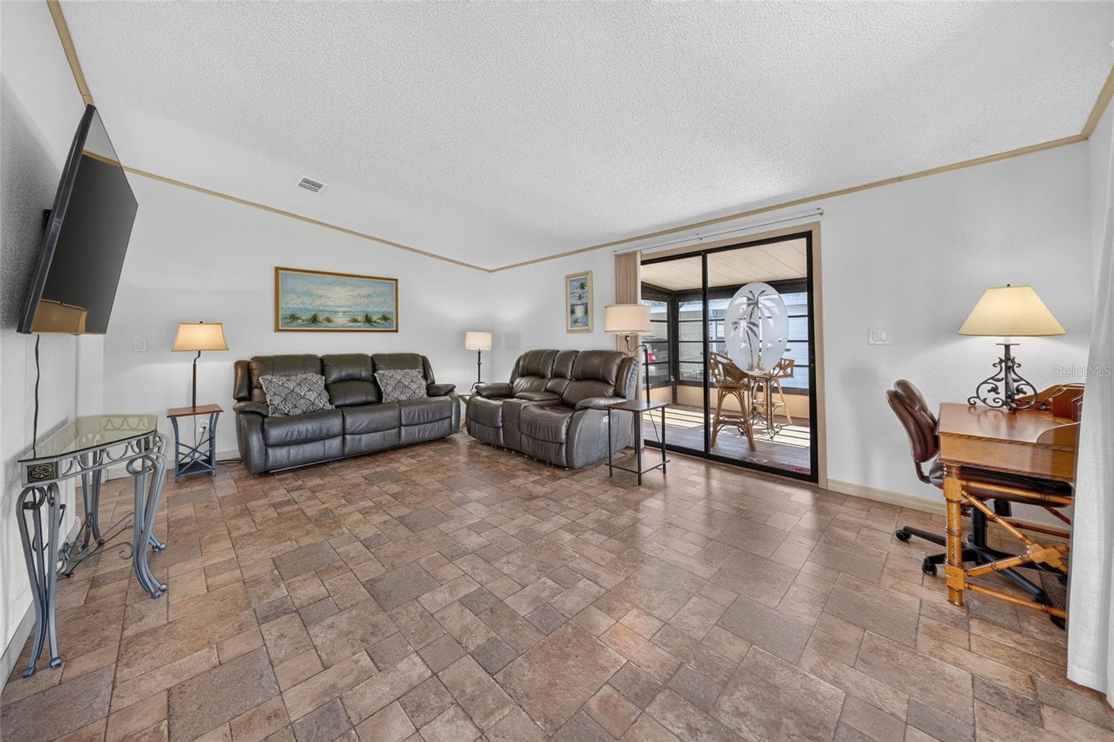Living Room - 1712 W SCHWARTZ BLVD, THE VILLAGES