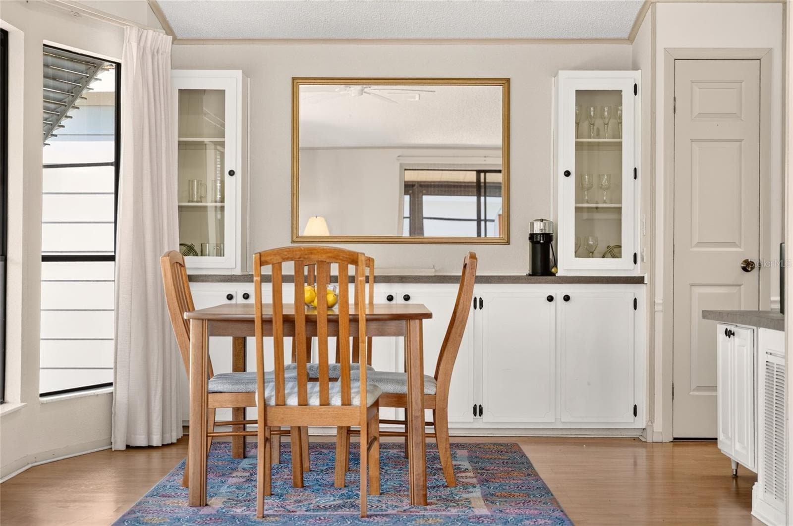 Built-Ins in Dining Room - 1712 W SCHWARTZ BLVD, THE VILLAGES