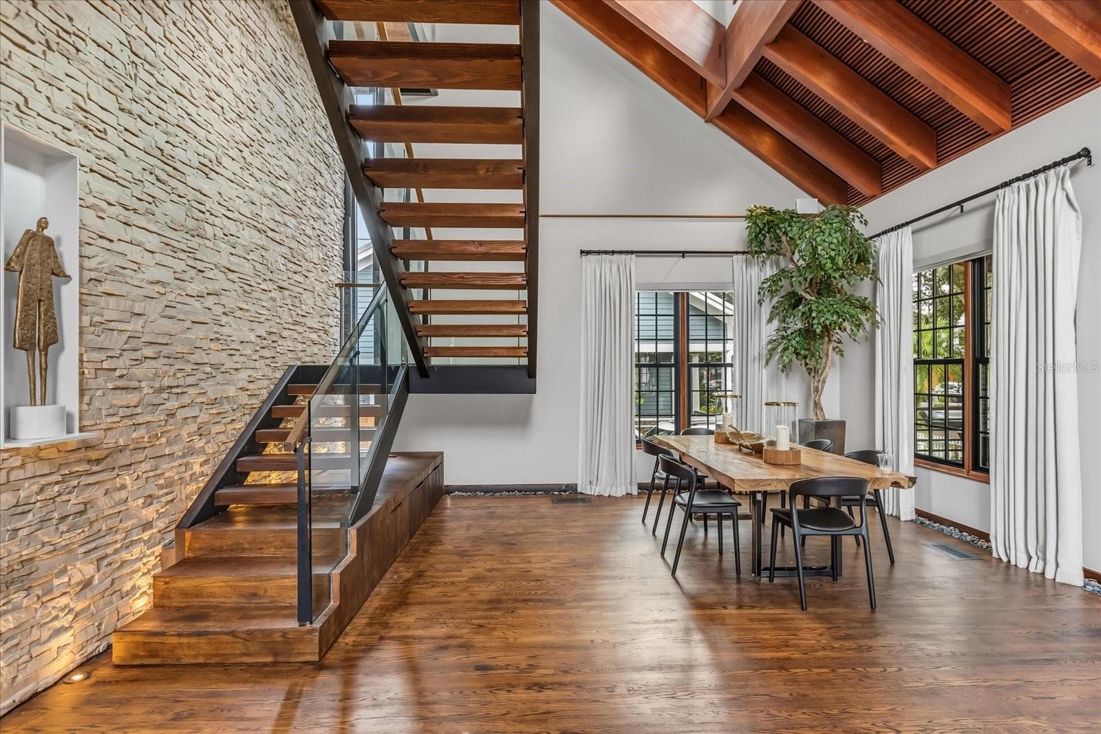 Single Family Residence at 119 N HYER AVE, ORLANDO, photo 12 of 43