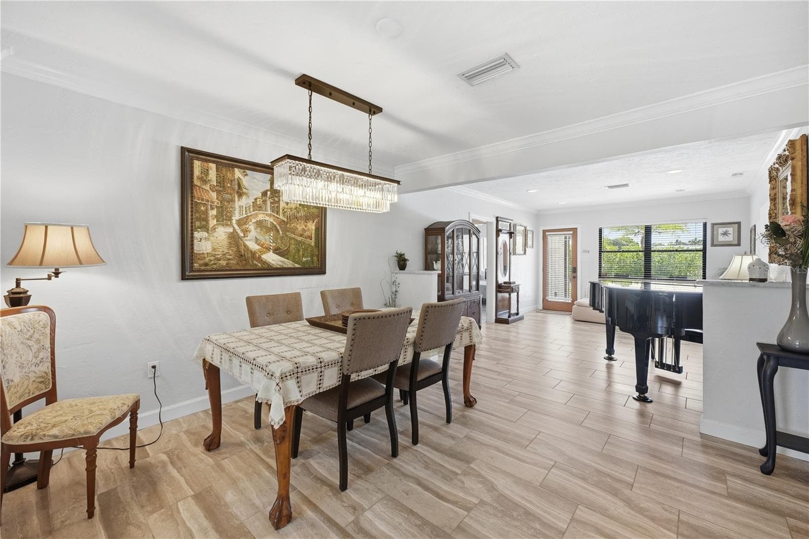 Single Family Residence at 4925 REMINGTON DR, SARASOTA, photo 11 of 38