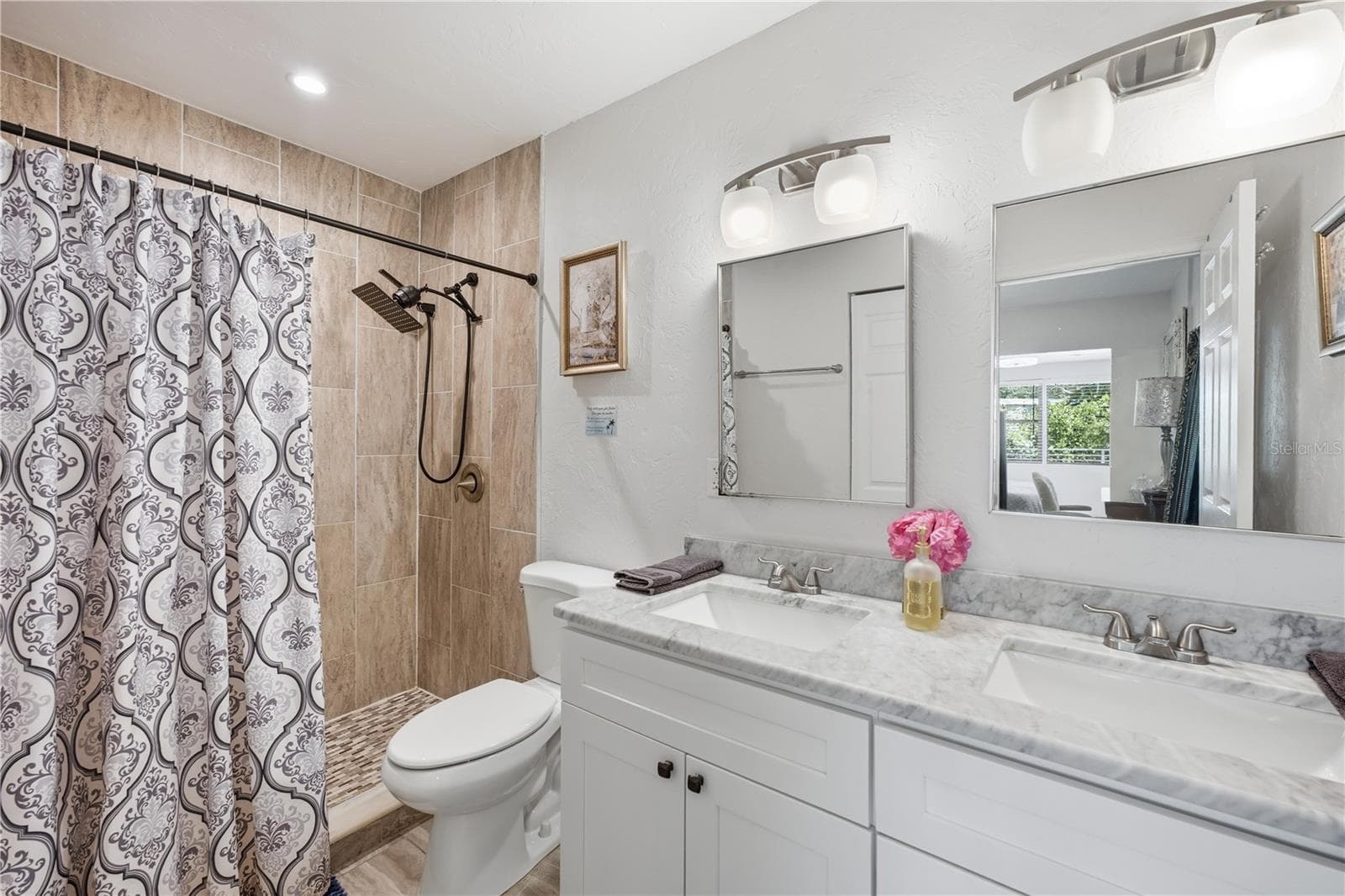 Single Family Residence at 4925 REMINGTON DR, SARASOTA, photo 25 of 38