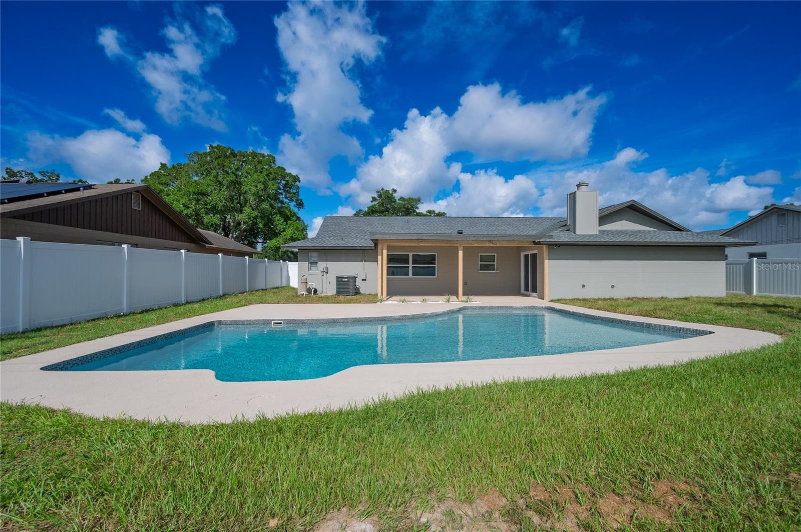 Single Family Residence at 5112 JEANNINE CT, ORLANDO, photo 8 of 52