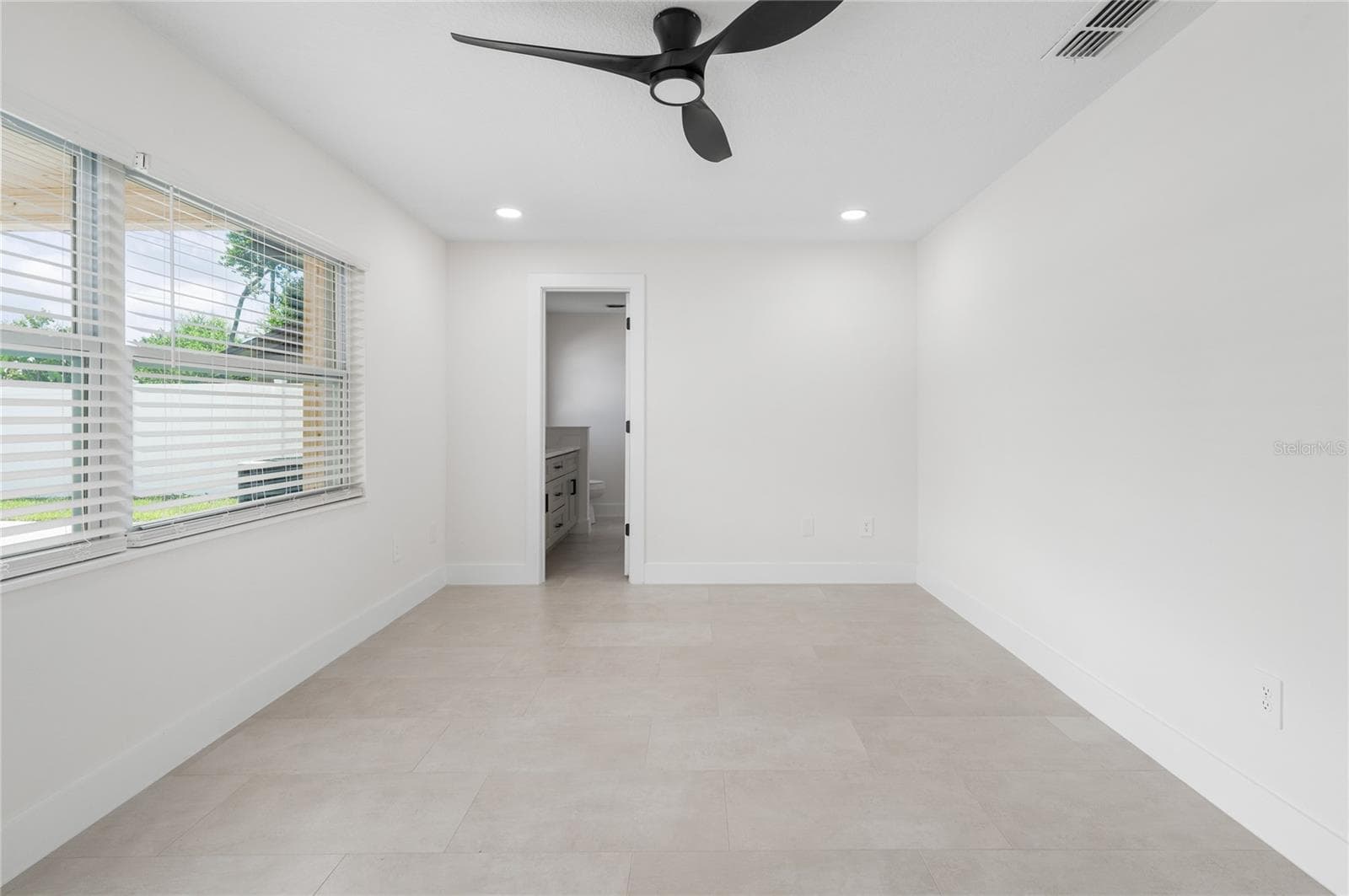 Single Family Residence at 5112 JEANNINE CT, ORLANDO, photo 28 of 52