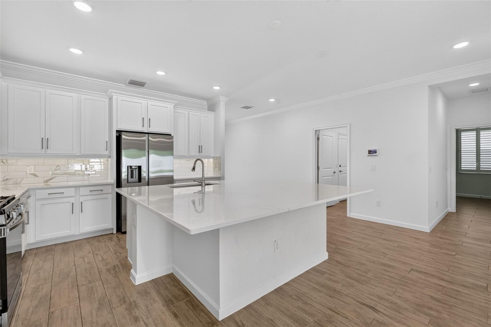 kitchen - 2345 SIRENA LN, MOUNT DORA