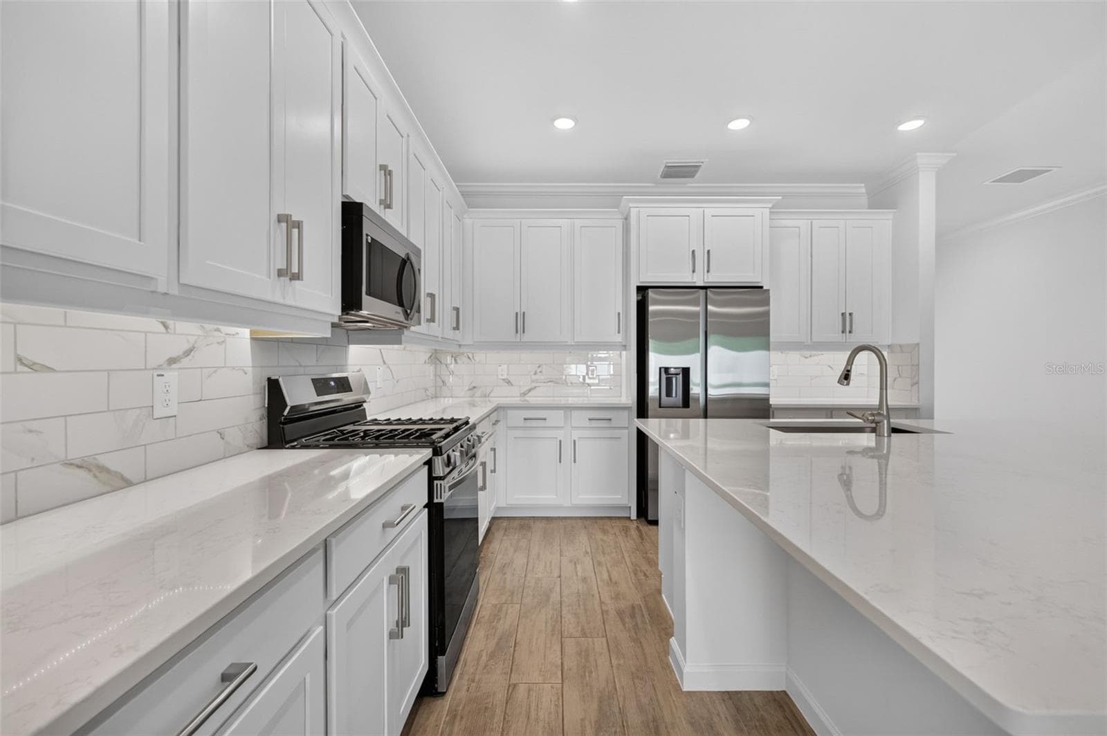 kitchen - 2345 SIRENA LN, MOUNT DORA