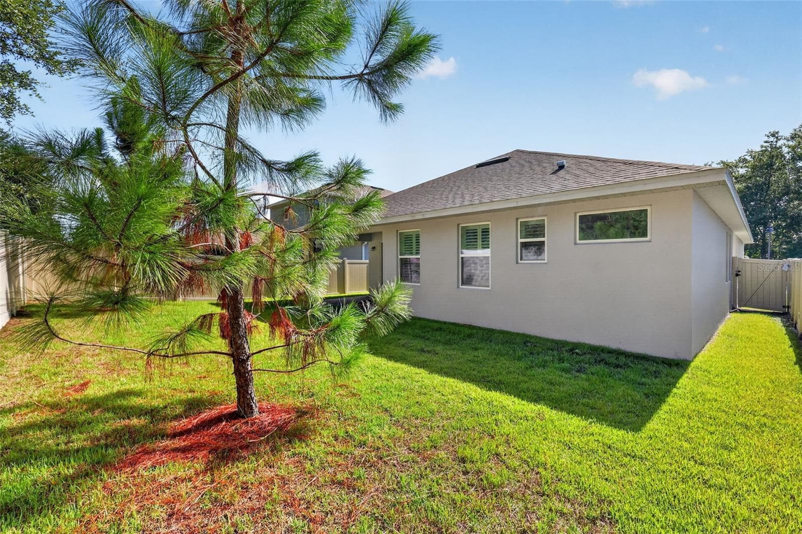 Single Family Residence at 2345 SIRENA LN, MOUNT DORA, photo 32 of 42