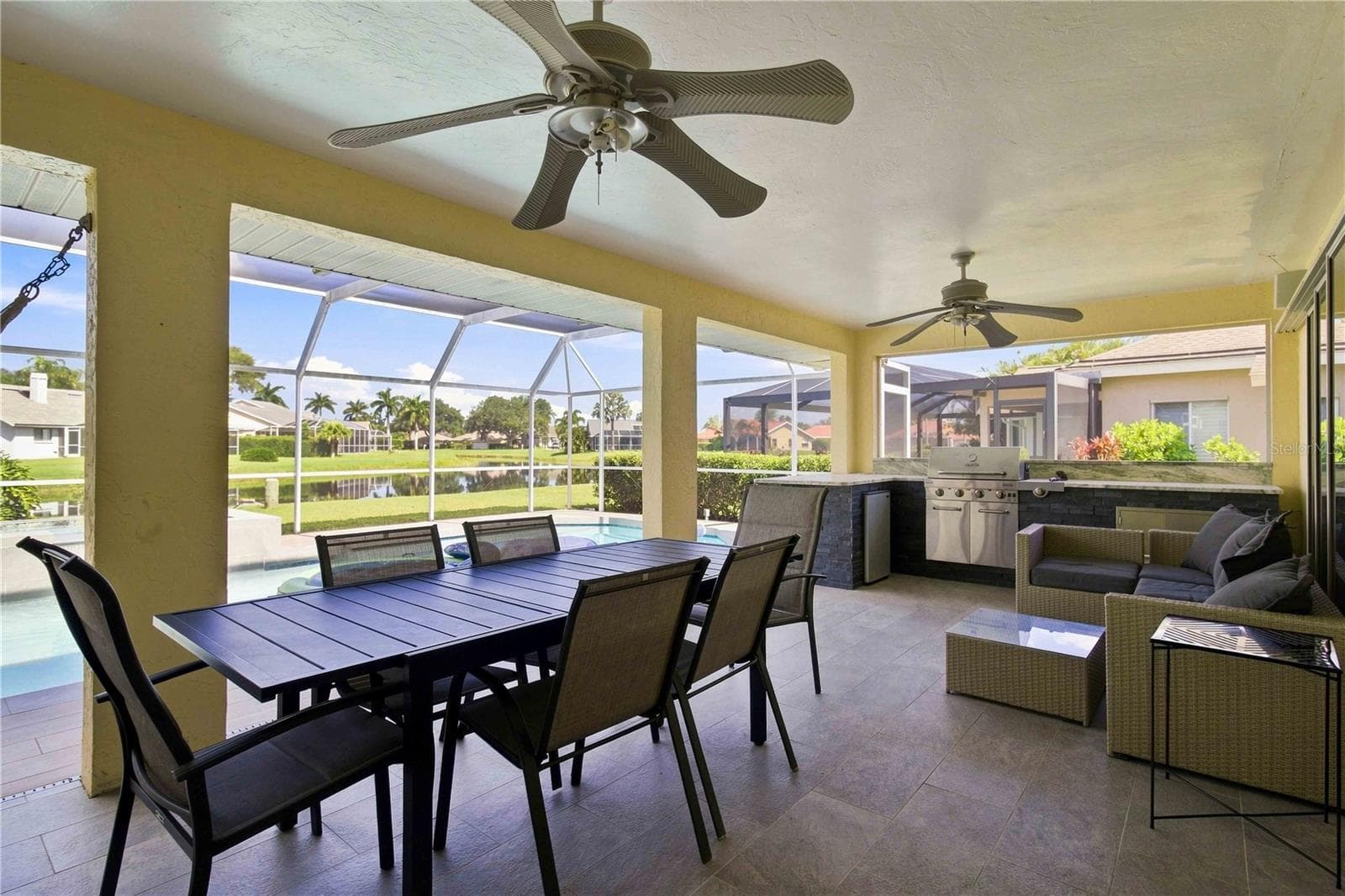 Single Family Residence at 5833 CARRIAGE DR, SARASOTA, photo 24 of 36