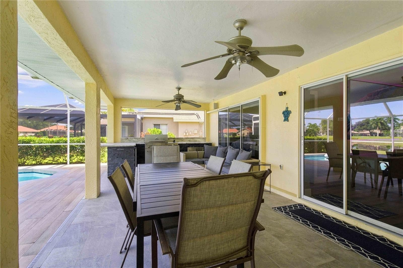 Single Family Residence at 5833 CARRIAGE DR, SARASOTA, photo 25 of 36