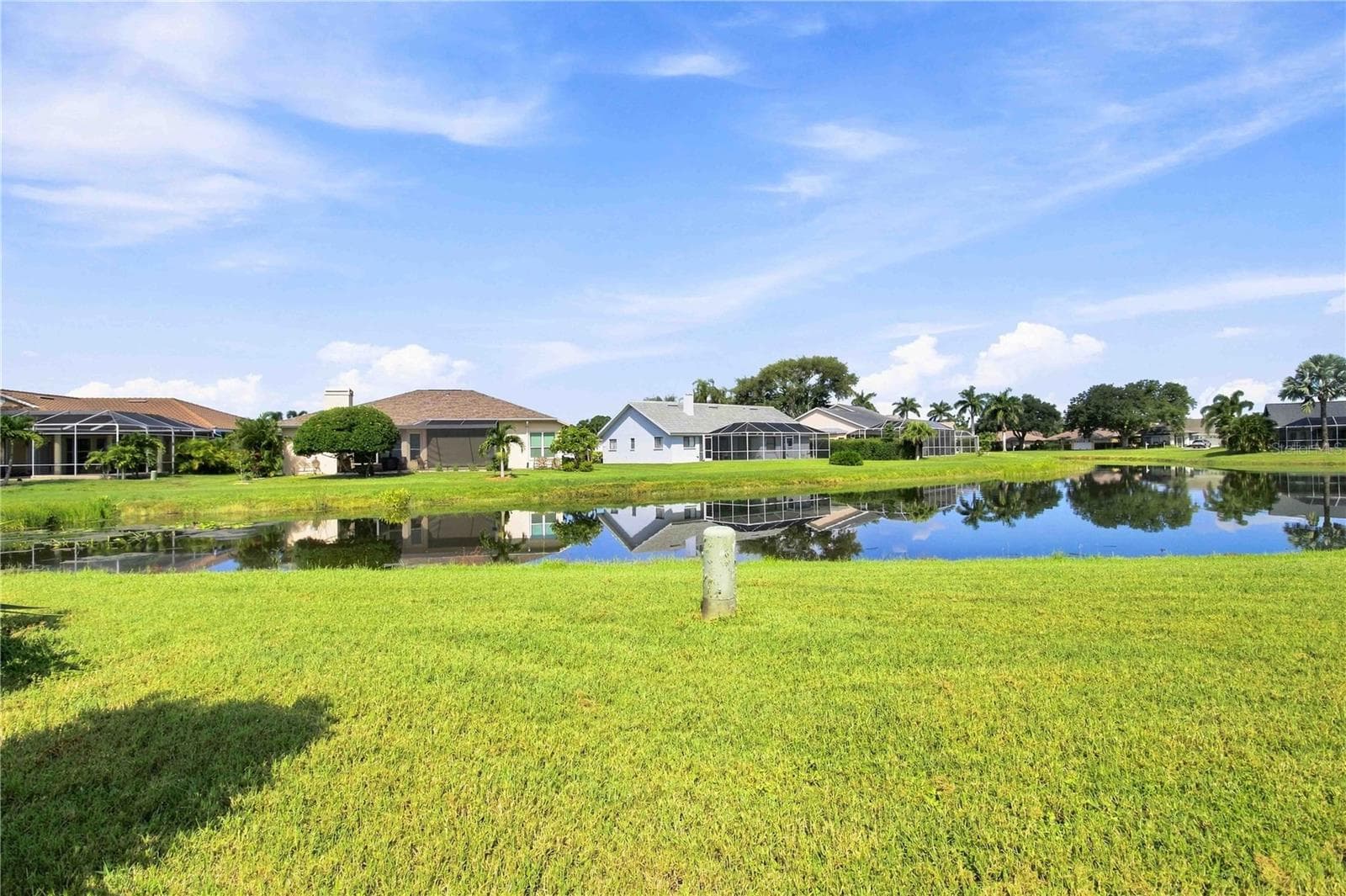 Single Family Residence at 5833 CARRIAGE DR, SARASOTA, photo 32 of 36