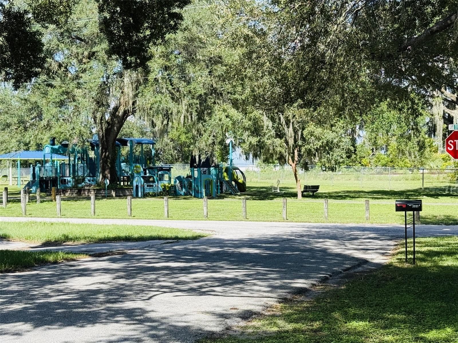 Single Family Residence at 39048 BLUE JAY AVE, ZEPHYRHILLS, photo 4 of 30