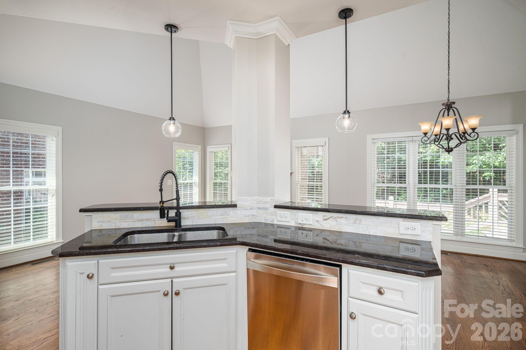 Single Family Residence at 4012 Saint Andrews Court, Cramerton, photo 20 of 58