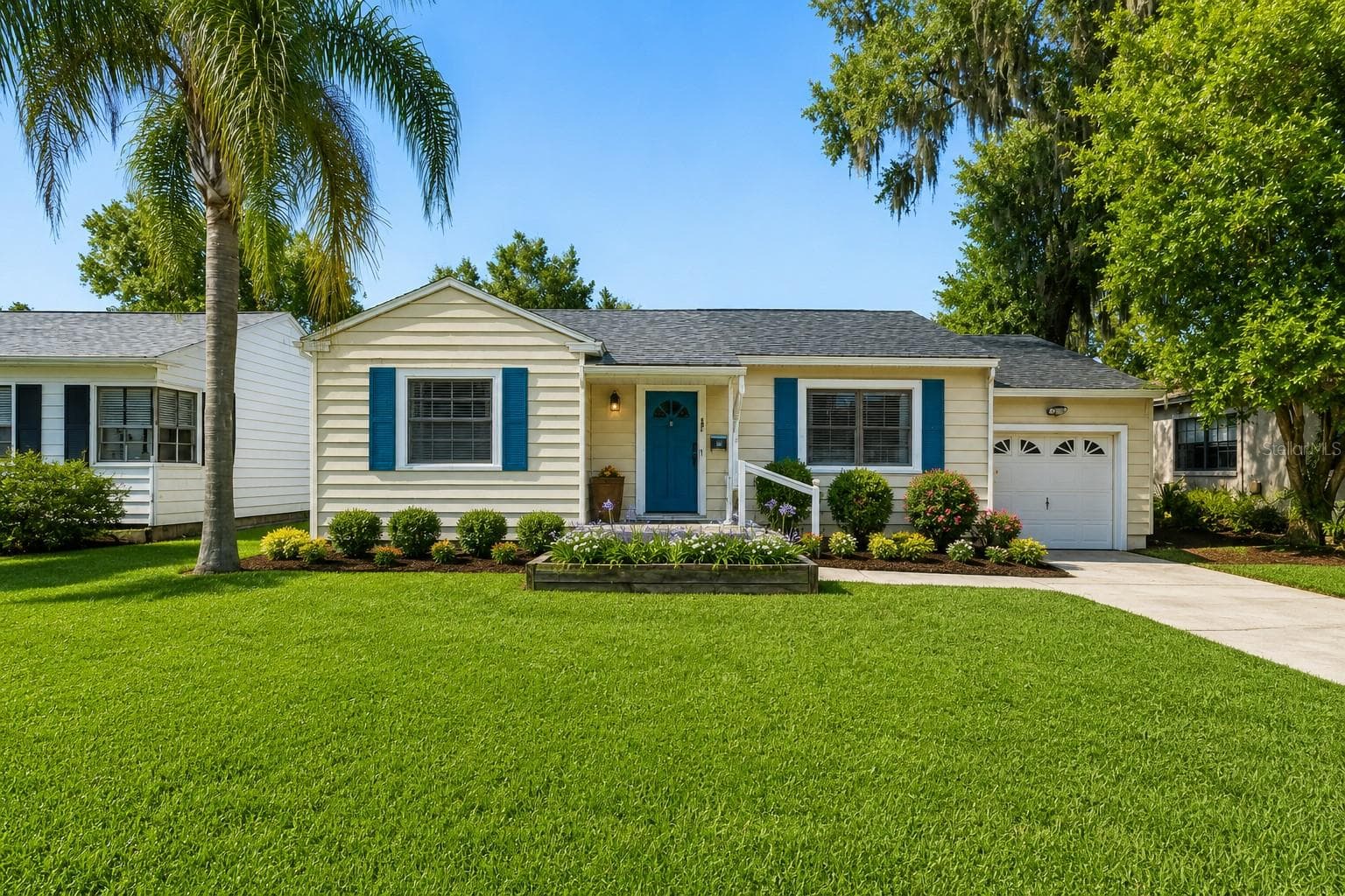 Single Family Residence at 37 E VANDERBILT ST, ORLANDO, photo 2 of 35