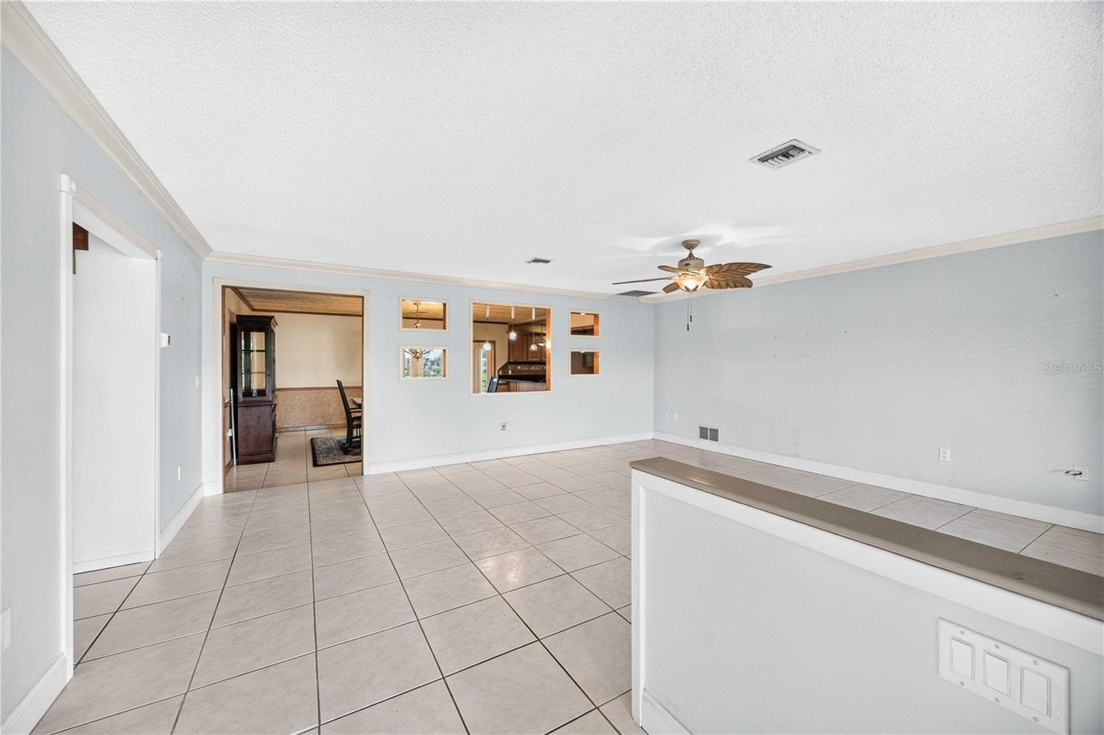 Single Family Residence at 166 MARK TWAIN LN, ROTONDA WEST, photo 6 of 62