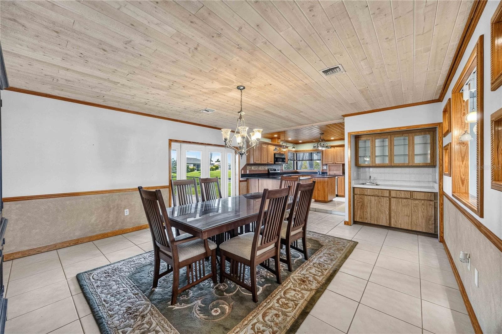 Single Family Residence at 166 MARK TWAIN LN, ROTONDA WEST, photo 10 of 62
