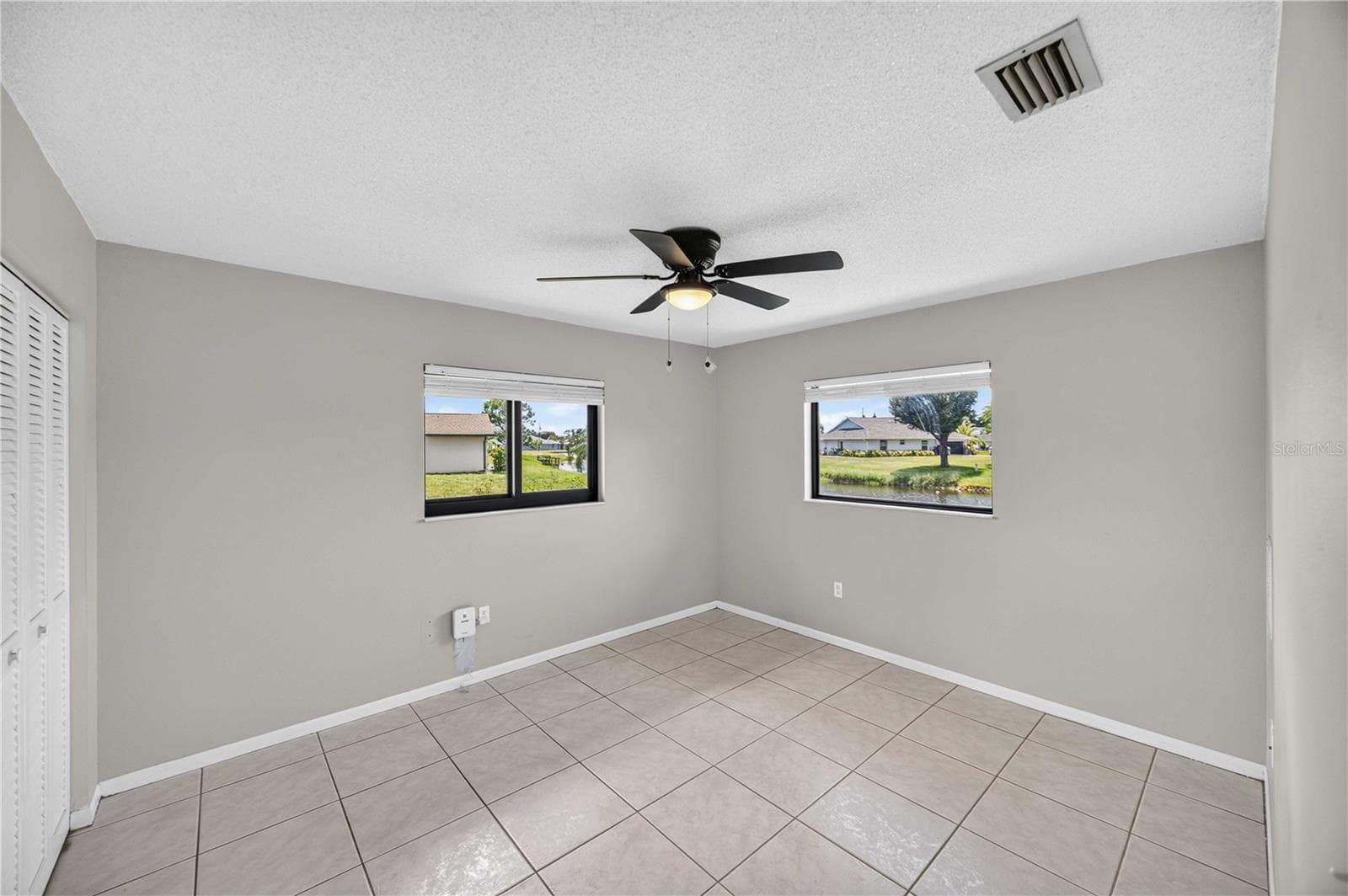 Single Family Residence at 166 MARK TWAIN LN, ROTONDA WEST, photo 53 of 62