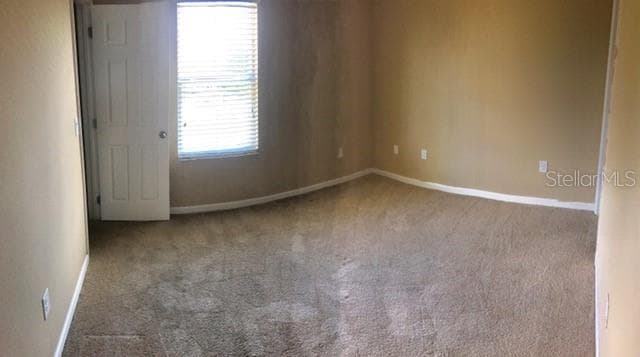 Townhouse at 1102 CHELSEA DR, DAVENPORT, photo 5 of 8
