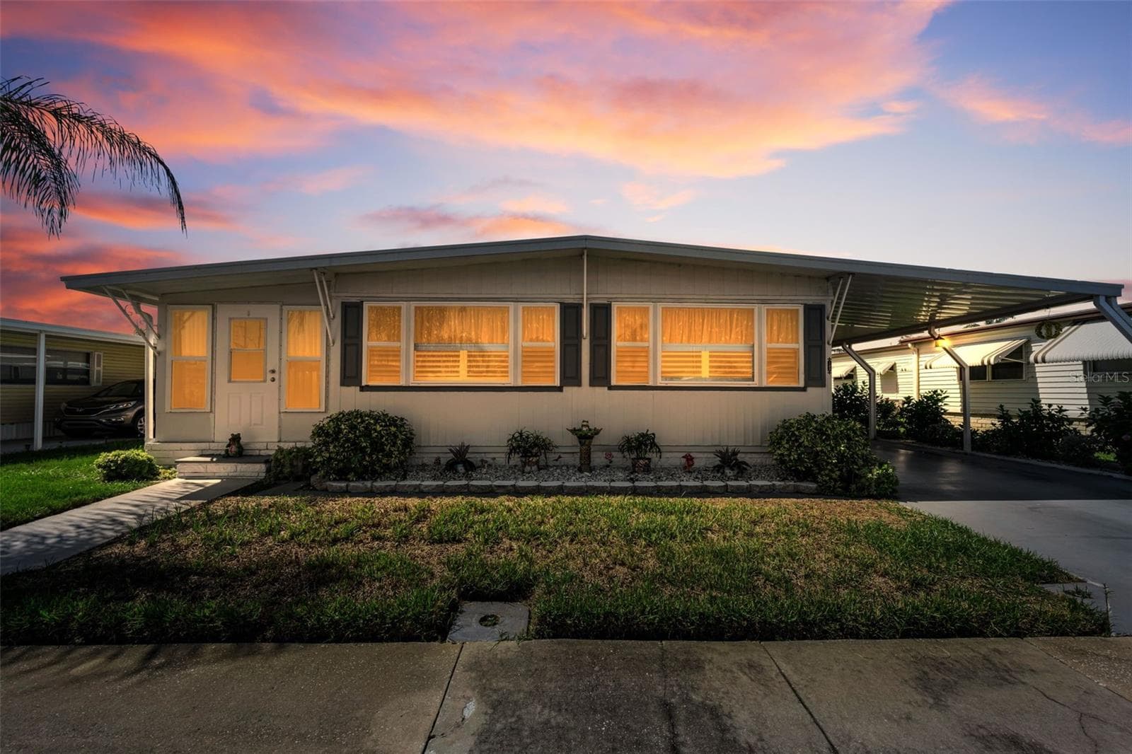 Mobile Home at 143 MELODY LN, TARPON SPRINGS, photo 13 of 93
