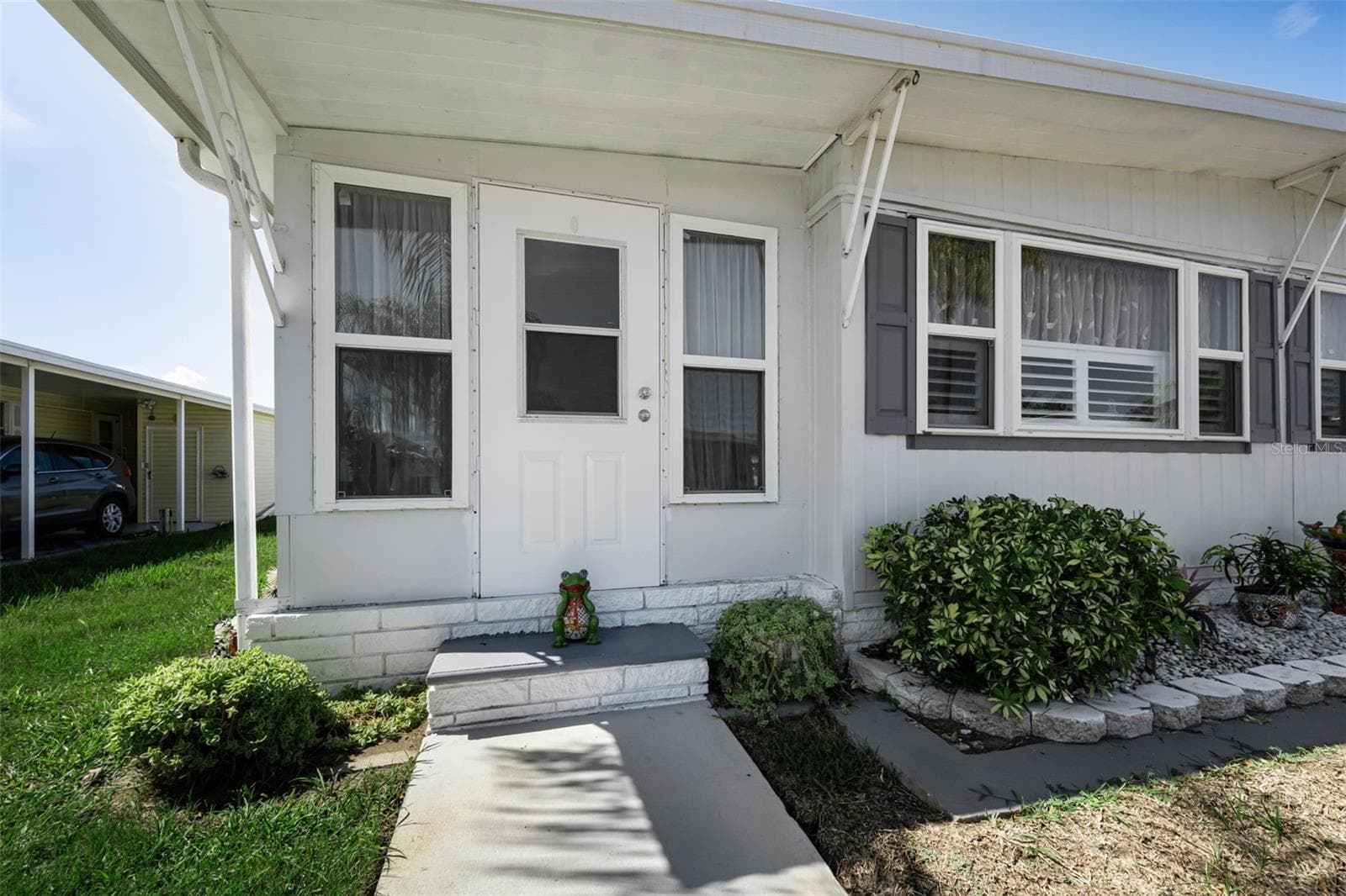 Mobile Home at 143 MELODY LN, TARPON SPRINGS, photo 15 of 93