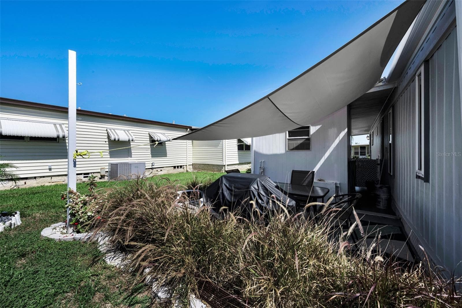 Mobile Home at 143 MELODY LN, TARPON SPRINGS, photo 47 of 93