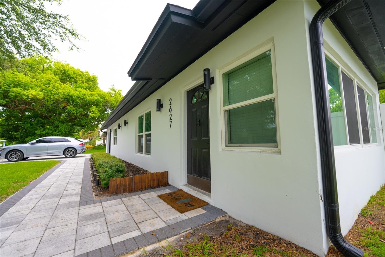 Single Family Residence at 2627 AMBERGATE RD, WINTER PARK, photo 2 of 16