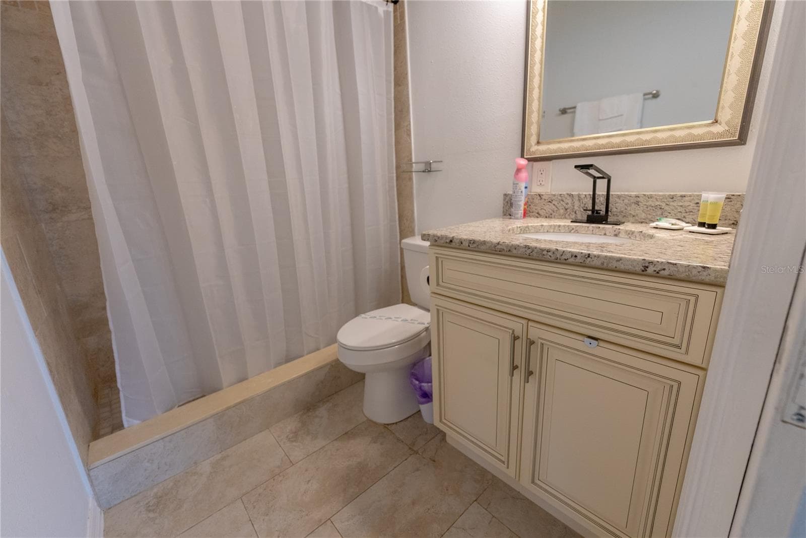Single Family Residence at 2627 AMBERGATE RD, WINTER PARK, photo 12 of 16