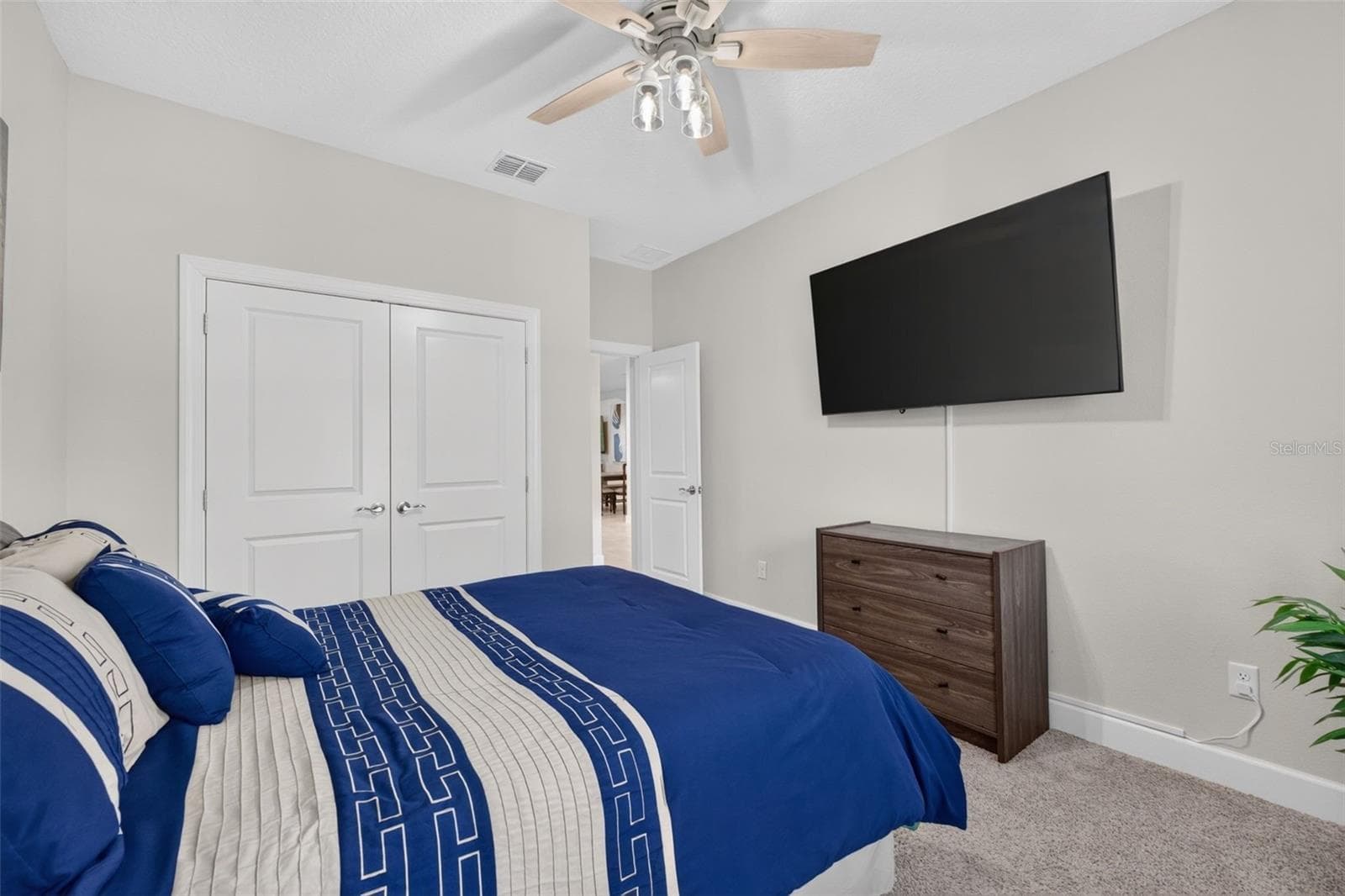 Quest Room - 908 BRAEWOOD DR, CLERMONT
