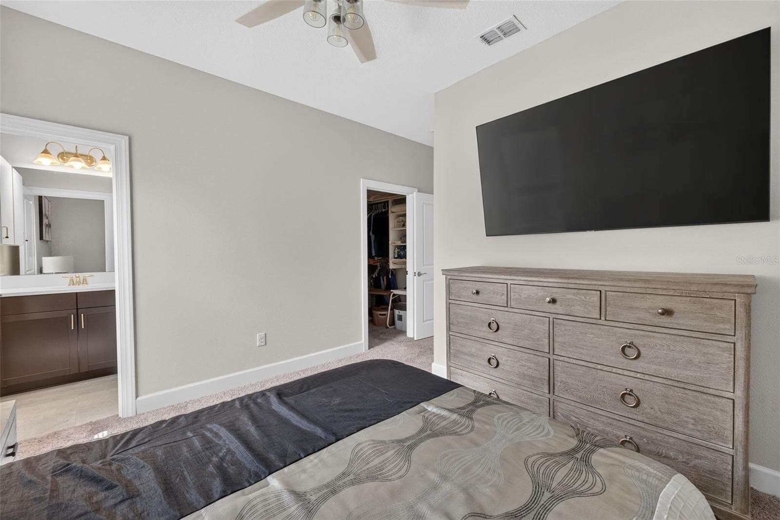 En-Suite - 908 BRAEWOOD DR, CLERMONT