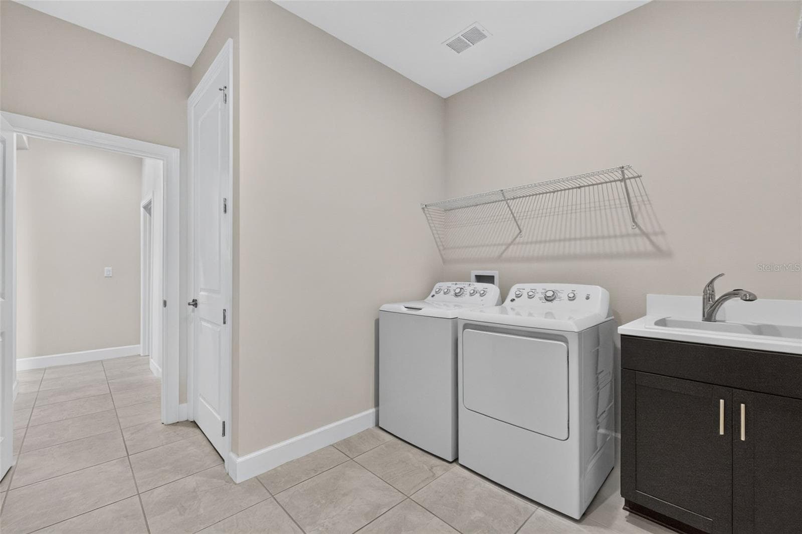 Single Family Residence at 908 BRAEWOOD DR, CLERMONT, photo 52 of 79