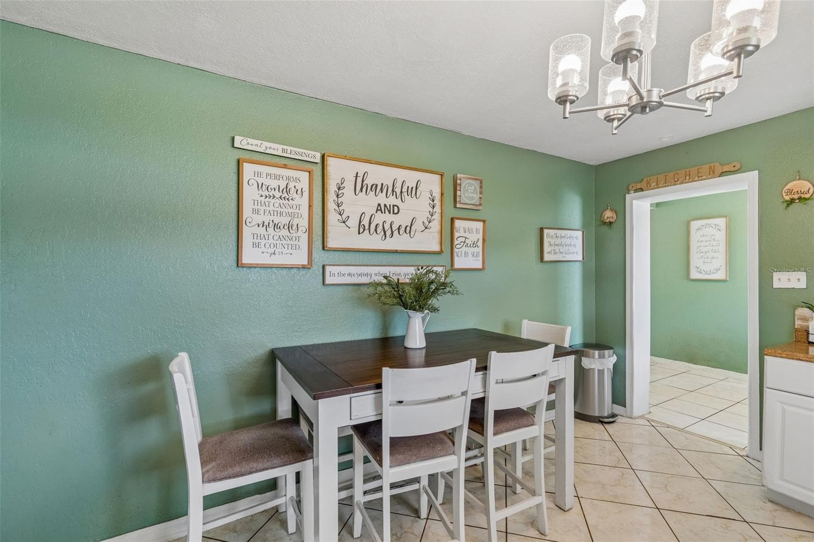 Single Family Residence at 7307 N HUNTLEY AVE, TAMPA, photo 13 of 33